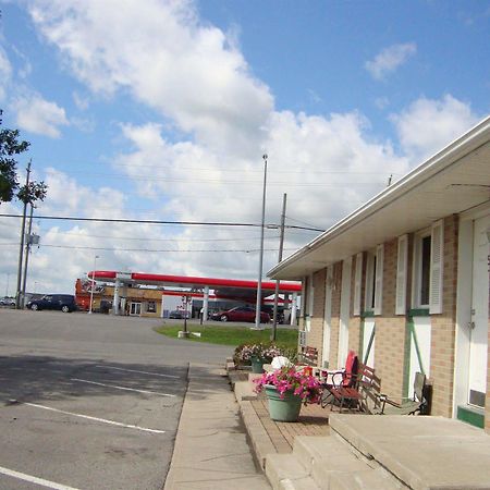 Royal Napanee Inn 나파니 외부 사진